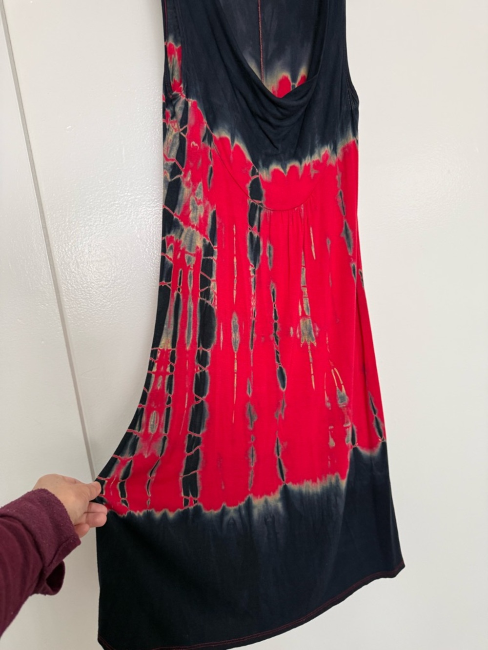 Sleeveless Tie-Dye Red and Black Midi Dress - Picture 2 of 5
